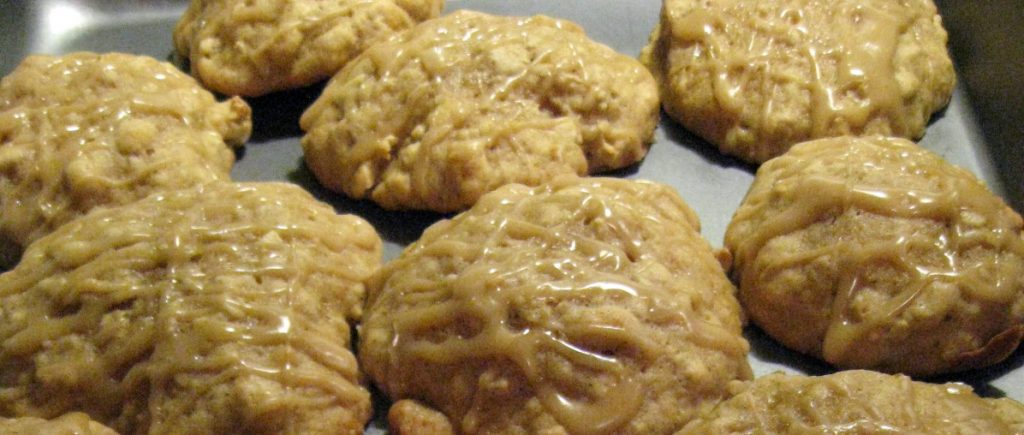 Oatmeal Applesauce Cookies with Maple Drizzle