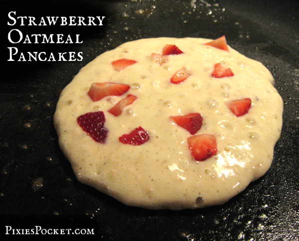 strawberry oatmeal pancakes