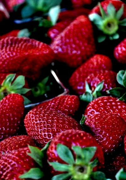 strawberry-red-macro-39031